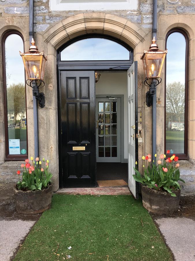 Hotel Square Tomintoul Exterior foto